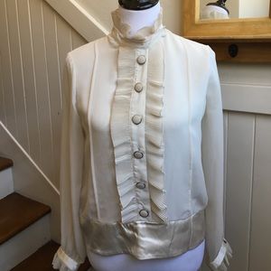 BCBGMAXAZRIA cream Button Down ruffle top